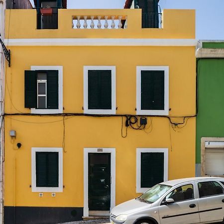 Charming Apartment- Authentic Experience In Graca Lisbon Luaran gambar